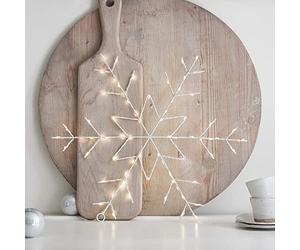 Lights4fun Christmas Light Up LED Osby Snowflake Silhouette Hanging Decoration Battery Operated for Indoor Use 50cm