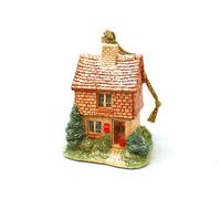 Lilliput Lane ** Mistletoe Cottage Ornament ** LL009