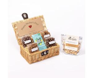 Little Mother's Day Chocolate & Fudge Hamper Gift Basket || Chocolate Gift for Mum || The Hamper & Gift Co.