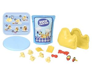 Little Tikes Creative Chefs Bluey Duck Cake Kit - Comes with Make It Mix and 15 Realistic Accessories, Pretend Play Cooking Set, NOT EDIBLE, Suitable for Boys and Girls Ages 3+ Years