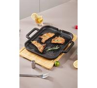 Living And Home Cast Iron Griddle Pan Grill Frying Cookware With Pour Spout, Handles 30Cm In Black Black One Size
