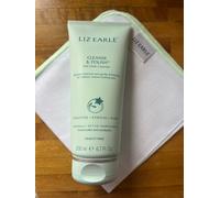 Liz Earle Cleanse & Polish Original Eucalyptus 200ml & 1 Cloth