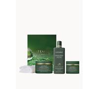 Liz Earle Perfectly Plump Routine
