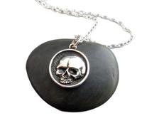 LKBEADS 925 sterling silver human skull necklace. small halloween charm. simple goth jewelry. macabre death pendant. spooky ghoul gift| with 18 inch chain |silver plated |LK_PNK_02862