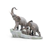 Lladro 01001150 Elephants Walking - P4782