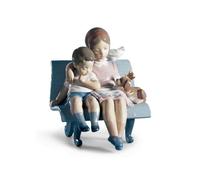 Lladro 01006446 Surrounded By Love - P4351