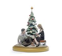 LLADRÓ A Romantic Christmas Couple Figurine. Limited Edition. Porcelain Figure Figure.