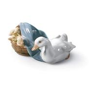 LLADRÓ Ducklings Figurine. Porcelain Figure Figure.