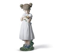 LLADRÓ Flowers For Mommy Girl Figurine. Porcelain Figure Figure.