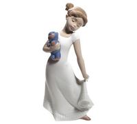 Lladro Nao Elegant Porcelain Figurine, White, Love Theme, Classical with Whimsical Elements
