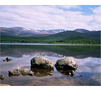 Loch Morlich and the Cairngorms Print, Aviemore Highlands - Print 10"x8" (25x20cm) (1188071)