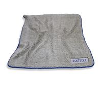 Logo Brands NCAA Kentucky Wildcats Unisex Adult Frosty Fleece Blanket, One Size, Multicolor