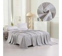 LoiYtrd Cooling Blanket - Heart-shaped Jacquard(Grey,150x230cm)