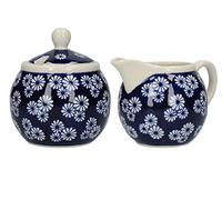 London Pottery JY18LT49 Out of the Blue Milk Jug and Sugar Bowl Set with Small Daisies Design, Stoneware, White / Blue, 2 Pieces
