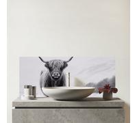 Warren Reed - Designer Premium Lone Highland Cow Glass Bathroom Splashback 6mm Toughened Glass - Water-Resistant Wall Protector for Basins & Sinks, Polished Edges