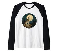 Lone Wolf Moon Cliff Vintage Engraved Outdoor Nature Badge Raglan Baseball Tee