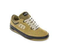 Loot Shoes in Brown