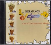 Los Hermanos Salgado Con El Corazon En La Mano by Unknown (0100-01-01)