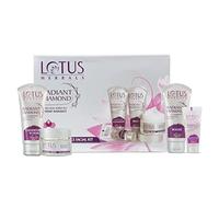 Lotus Herbals Radiant Diamond Facial Kit With Diamond Dust & Cinnamon 170g (Multi Use)