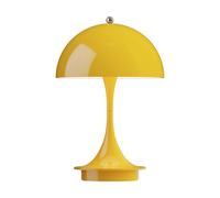 Kultobjekt: Panthella 160 V3 Portable Tischleuchte Indoor/Outdoor von Louis Poulsen Wer kennt sie nicht, die hübsche Panthella Leuchte mit ihrem trompetenförmigen Fuß, der das sanfte, nach unten geric