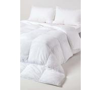 HOMESCAPES King Size Duvet 10.5 Tog, Hotel Quality Soft Touch 'Feels Like Down' Super Microfibre Quilt, Box Stitched, Lightweight All Year Round Duvets, Hypoallergenic & Machine Washable