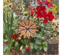 LV Bespoke Daisy - Floral Metal Garden Stakes, Short.