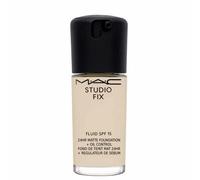 M.A.C Studio Fix Fluid SPF 15 Foundation - NC12 - 30ml