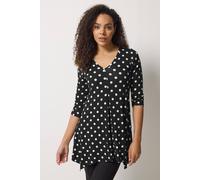 M&co Polka Dot Hanky Hem Top In Black Black