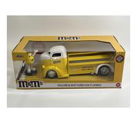 M&Ms Yellow Figure and 1947 Ford Coe Flatbed 1:24 Scale Jada 253255066 33425