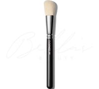 M.A.C 168S Large Angled Contour Brush Brush