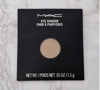 Mac Beautiful Single Eyeshadow Brown Omega A25 Matte 1.5g
