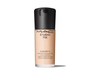 MAC Cosmetics Studio Fix Fluid Foundation SPF15 24HR Matte NC10 30ml