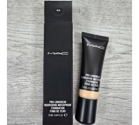 MAC, Pro Longwear Nourishing Waterproof Foundation - NC 18, 25 ml