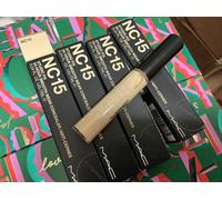 MAC - STUDIO FIX 24-HOUR SMOOTH WEAR CONCEALER - NC15 - 7ML