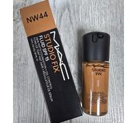 MAC Studio Fix Fluid SPF15 24hr Matte Foundation + Oil Control | NW44 | 30ml/1fl