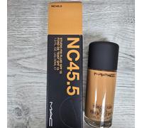 MAC Cosmetics Studio Fix Fluid mattifying foundation SPF 15 shade NC 45.5 30 ml