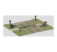 Märklin 8992 - railway crossing with half cabinets, track Z