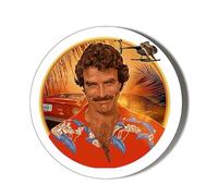MAGNUM PI - TOM SELLECK FAN ART - WHITE BACKGROUND - 38mm Small Badge