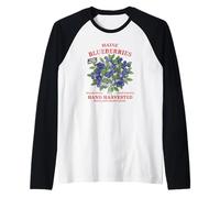 Maine Blueberries Retro Fruit Label State Fruit Distressed Raglan Baseball Tee