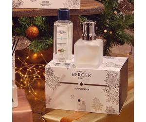 Maison Berger Ice Cube Winter White Frosted Cube Festive Fur Lamp Gift Set