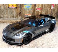 Maisto Chevrolet Corvette Grand Sport 1:24 Scale Die-cast Metal Model Toy Car
