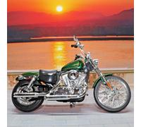 Maisto Harley Davidson XL 1200V Seventy-Two 2013 1:12 Scale Model Motorcycle