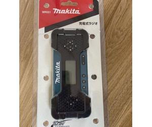 Makita MR051 Rechargeable AM FM Radio 14.8 x 6.1 x 6.2cm Japan