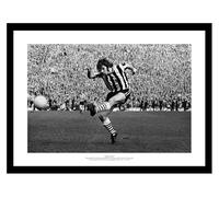 Malcolm Macdonald "Supermac" Newcastle United Legend Framed Photo