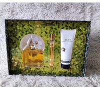 Marc Jacobs Daisy Eau De Toilette 100ml, Body Lotion 75ml & Travel