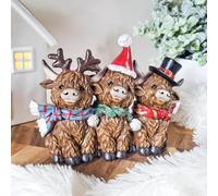 Marco Paul Christmas Trio Highland Cow Ornament - 17 cm Free-Standing Resin Figure - Festive Xmas Home Decoration & Seasonal Ornament for Indoor Christmas Displays