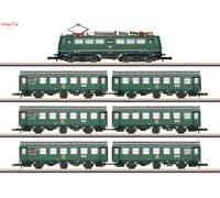 Marklin 81304 DB BR140 Holiday Passenger Train Pack IV