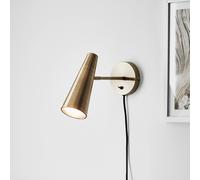 Markslöjd Peak wall spotlight, 1-bulb, antique brass