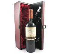 Marques de Casa Concha Merlot 2005 Concha Y Toro (Red wine) vintage wine in a silk lined wooden box with four wine accessories, 1 x 750ml