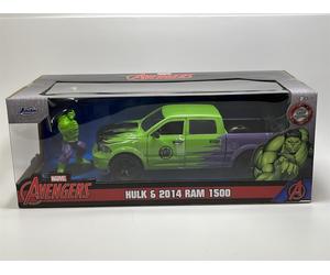 Marvel Avengers Hulk Figure and 2014 Ram 1500 1:24 Scale Jada 99726 253225029